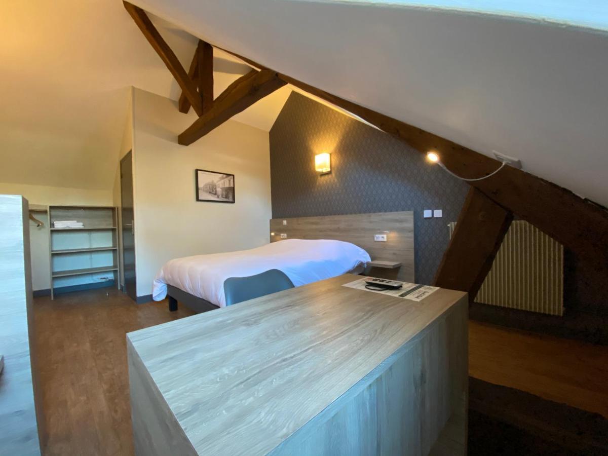 Logis - Hotel & Restaurant Saint Nicolas Шомон-ан-Вексен Экстерьер фото